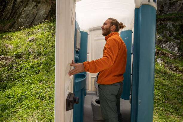 Porta potty delivery and setup in Terryville, NY