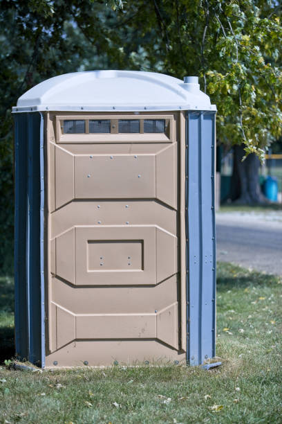 Portable Toilet Options We Offer in Terryville, NY